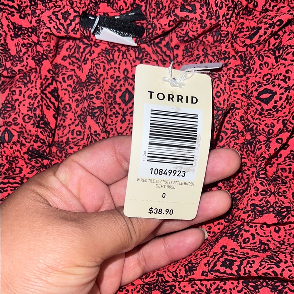Torrid Red and Black Smocked Camisole Sleeveless Top - Picture 4 of 7
